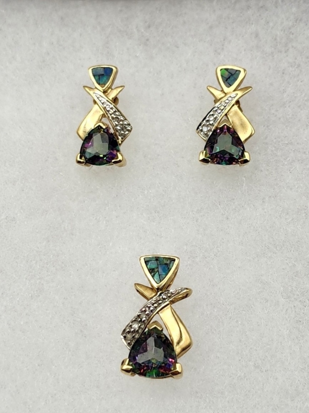STS 10K Gold Mystic Topaz Opal Diamond Earrings & Pendant Set